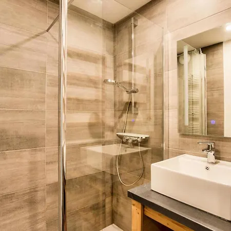 Vanoise - Location: Centre Station, Bien Agence Aux Pieds Des Pistes Mae-9044 *